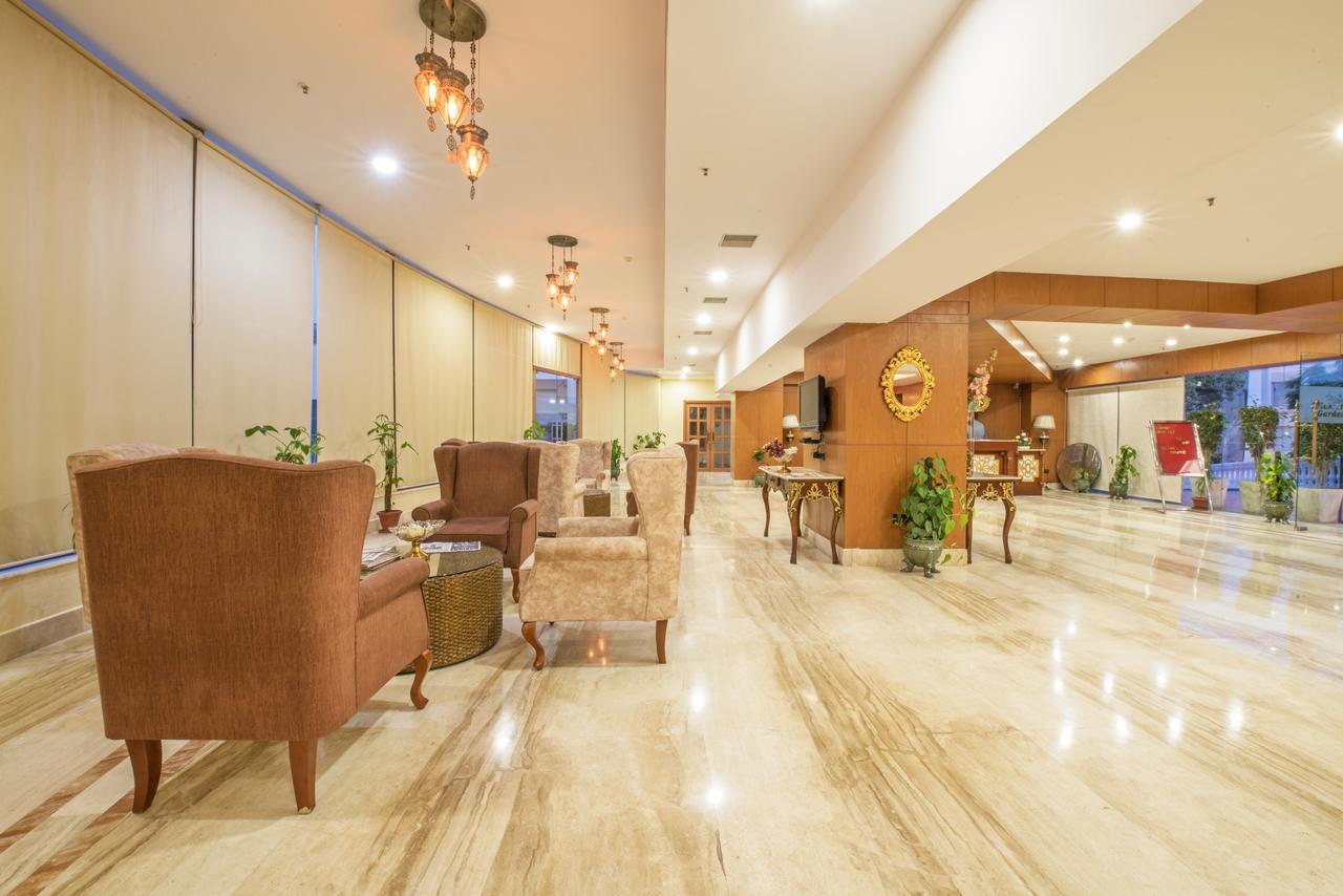 Hotel Celebration Gardens Нью-Делі Екстер'єр фото
